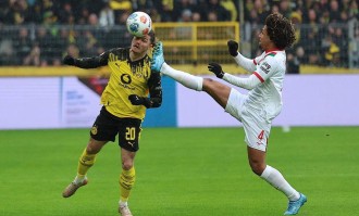 多特蒙德主场2-0力克奥格斯堡，豪取德甲两连胜，一夜逼近榜首